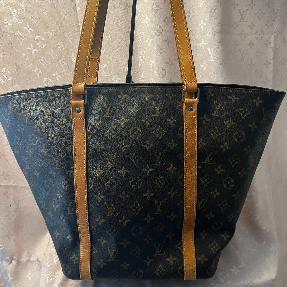 Louis Vuitton Shoulder Bag Sac Shopping Monogram